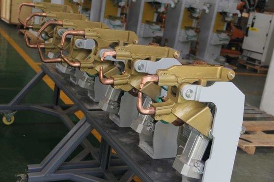 Переносное 100 КВА X-типовое робототехническое пистолет для сварки на местах Средняя частота