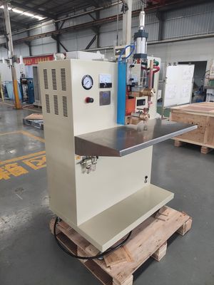 Cnc Capacitance Discharge Nut Capacitor Spot Welder для электронных компонентов